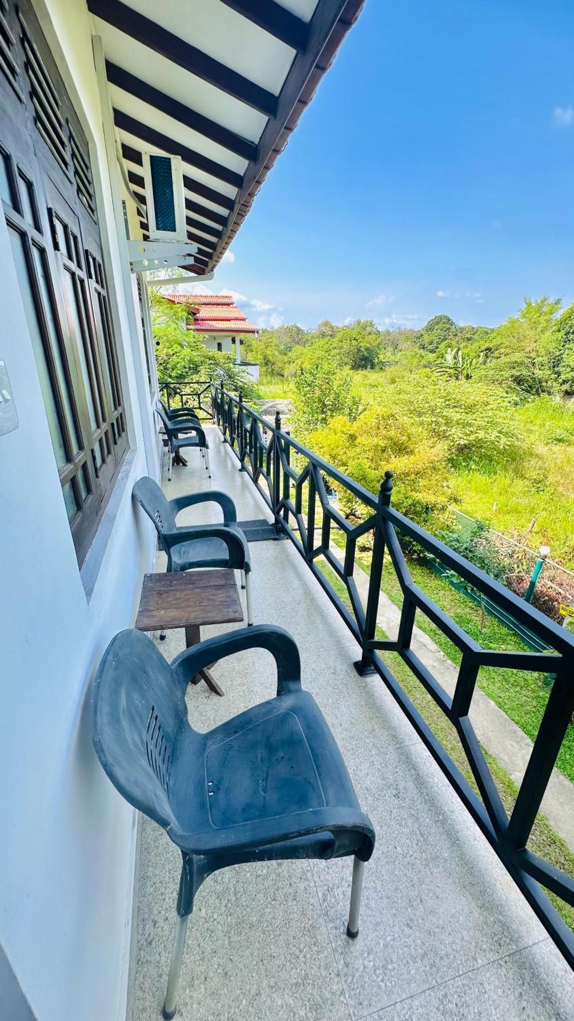 New Peacock Resort Dambulla Δωμάτιο φωτογραφία
